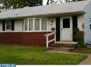 2302 Corbett Rd, Pennsauken, NJ 08109