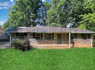 1423 Hatch Cover Cir, Jonesboro, GA 30238