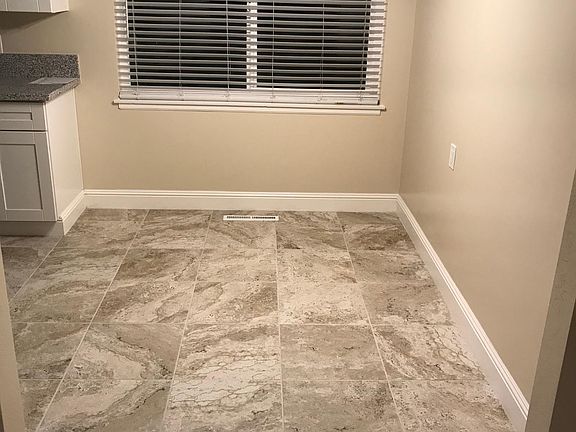 5th image of 2340 Patricia Dr