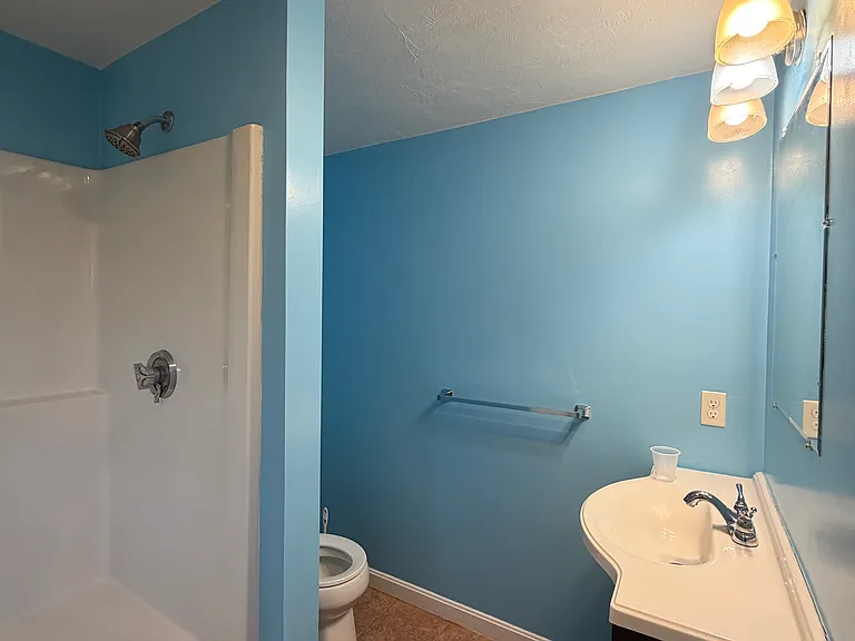 18 Edinboro Ave — Photo 9