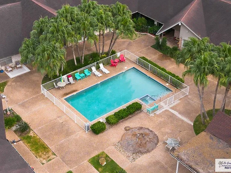 1500 Palm Valley Dr — Photo 16