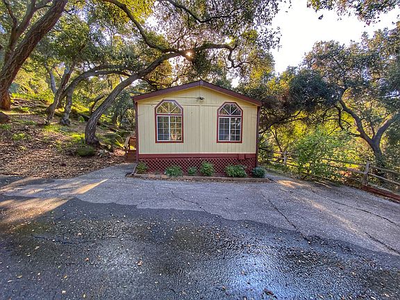 4th image of 201 S Topanga Canyon Blvd