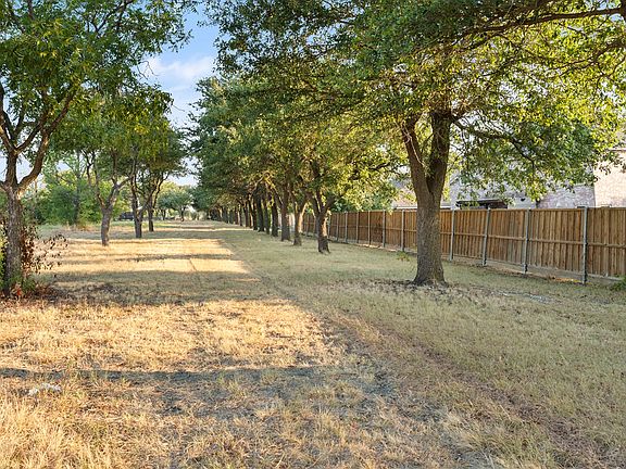 5th image of 601 Parker Rd