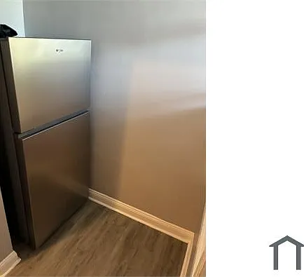 3 bed, $1,860 — Photo 4