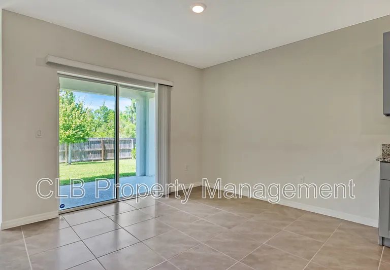 165 Birch Tree Pl — Photo 11