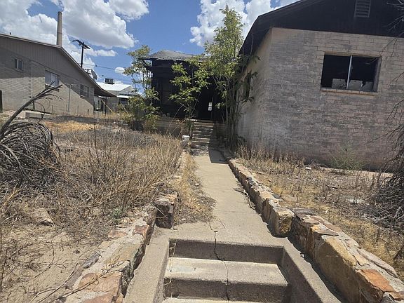 5th image of 590 N VELASCO Avenue