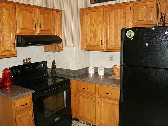 5th image of 725 W Virginia Ave