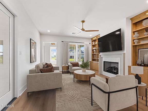 5th image of 212 Windswept Ln
