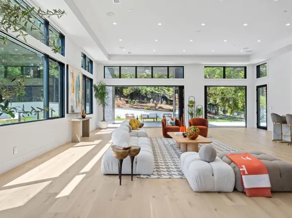 25538 Hidden Springs Ct, Los Altos Hills, CA 94022