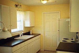 1st image of 4676 Pineview Dr SE