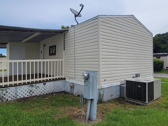 3rd image of 8822 Bexhill Blvd #140
