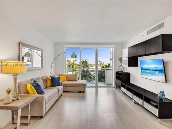 3001 S Ocean Dr, Hollywood, FL