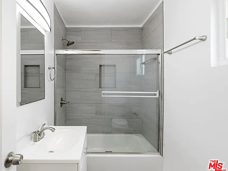 4921 Coldwater Canyon Ave #3 — Photo 13