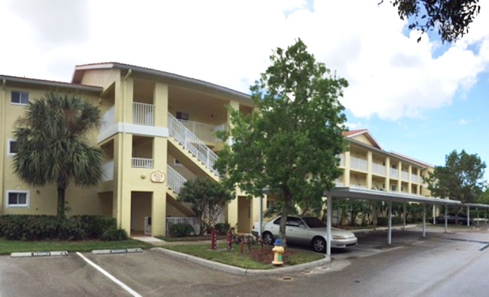 2nd image of 8214 Key Royal Cir APT 136