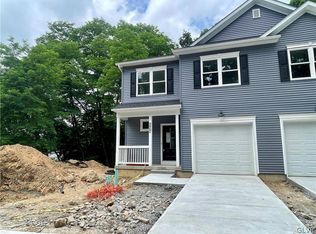 2957 Ithaca St, Allentown, PA 18103