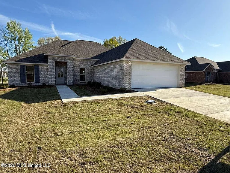 571 Patrick Farms Dr — Photo 3