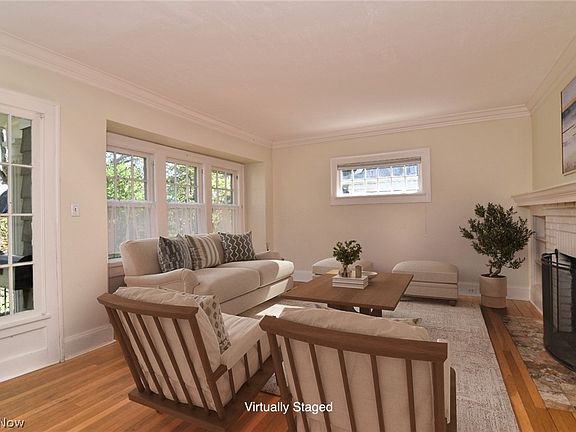 2nd image of 3180 Chadbourne Rd