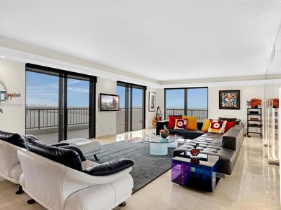 1581 Brickell Ave APT 2301, Miami, FL, 33129