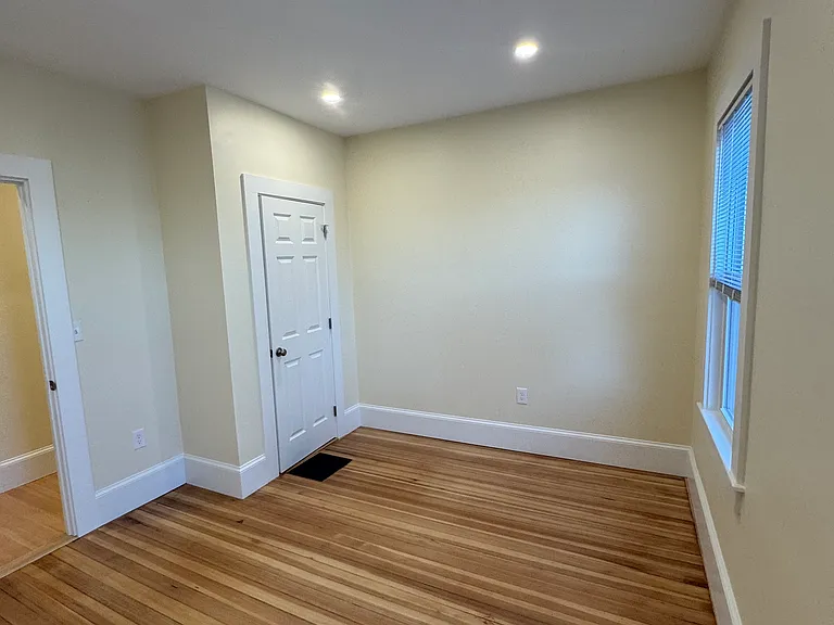 35 George St #2 — Photo 26