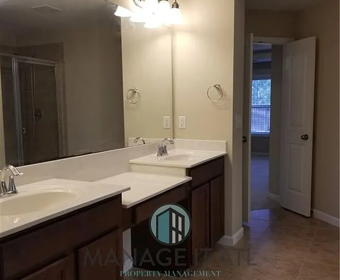 3673 Fallen Oak Dr — Photo 20