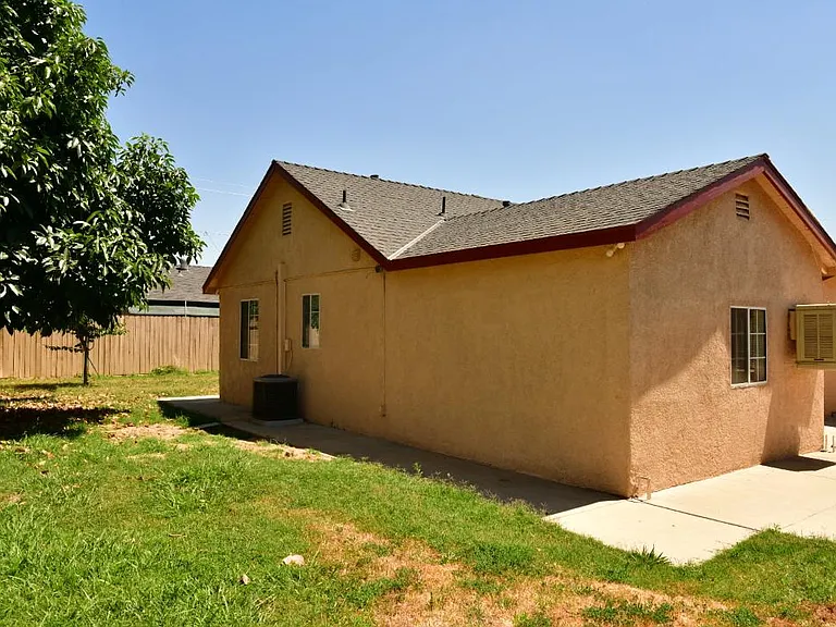 1175 Cypress Ave #1/2 — Photo 4