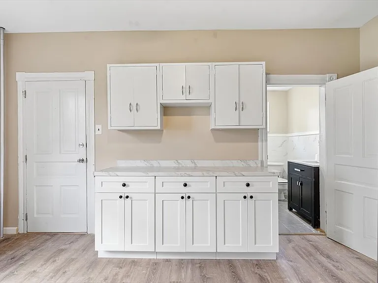 258 E Union St #258 — Photo 10
