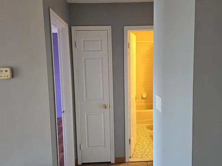 709 Kennedy Dr — Photo 9