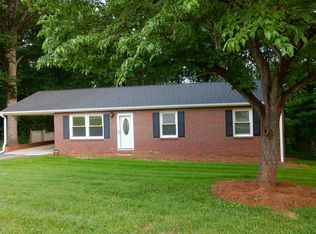 4947 Ryandale Rd, Winston Salem, NC 27104