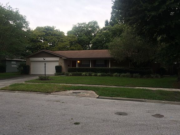 2nd image of 776 Forest Glen Ct