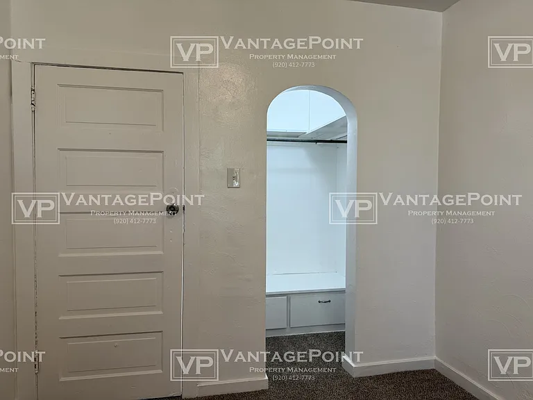 820 N Irwin Ave — Photo 11