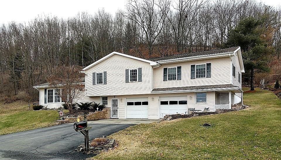1st image of 5 Barnes Dr