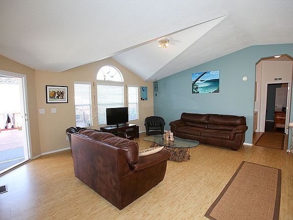 Bamboo floors throughout