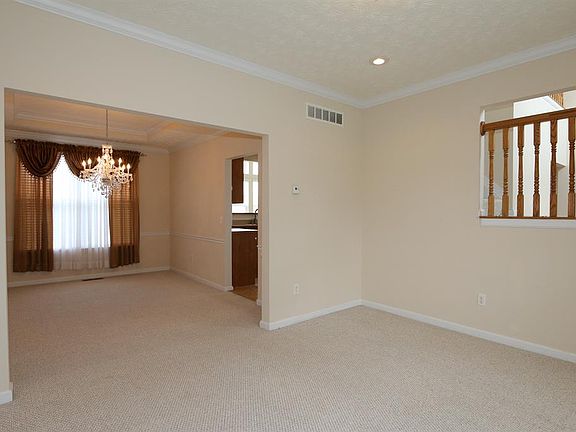4th image of 6163 White Oak Way