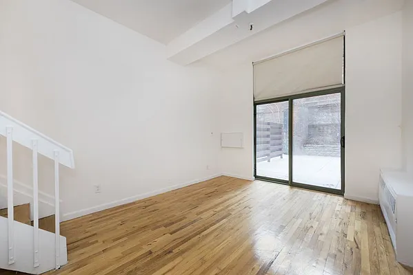 Rented by Bold New York | media 10