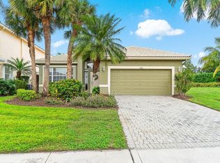 7669 Monarch Ct, Delray Beach, FL 33446