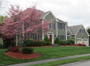 6 Willow Cir, Medfield, MA 02052