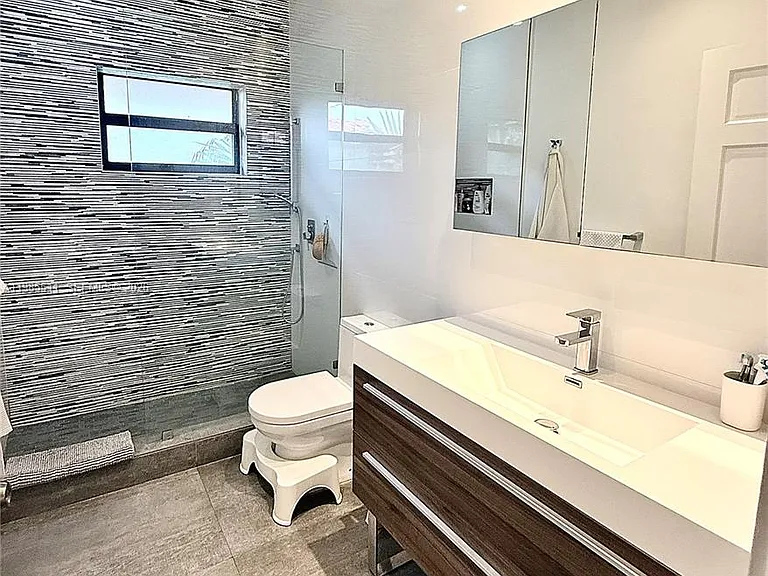 101 Ocean Lane Dr #4011 — Photo 7
