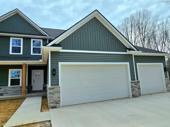 4647 Spears Rd, Pinckney, MI 48169