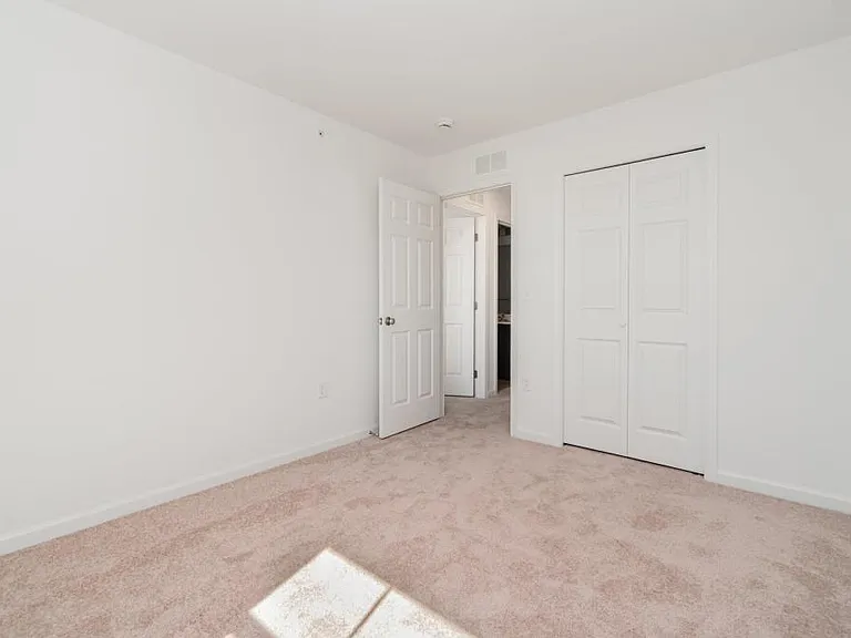 20 Meredith Way — Photo 17