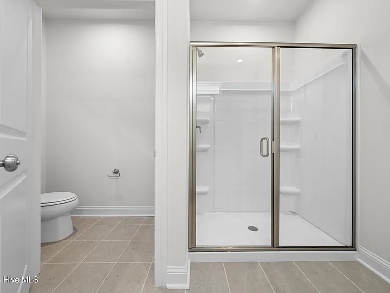7418 Linda Vista Ln — Photo 33
