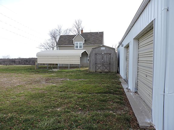 5th image of 2081 South Ave