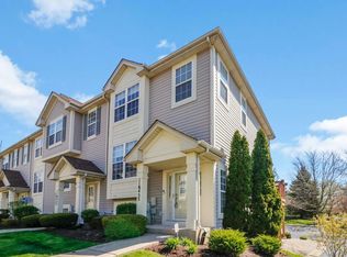 11S435 Rachael Ct, Willowbrook, IL 60527