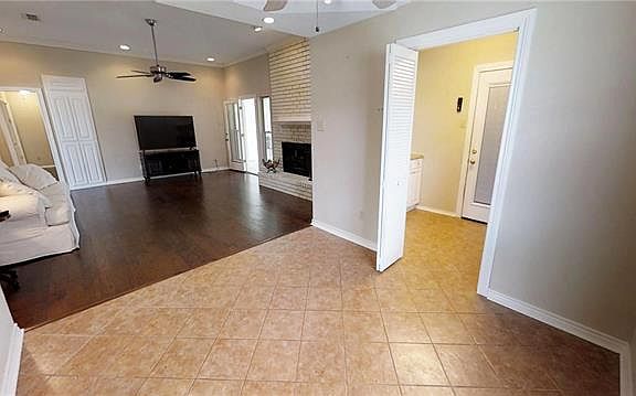 5th image of 3310 Hayman Dr