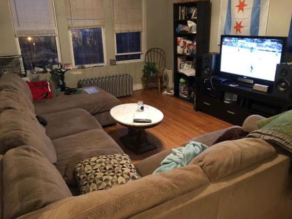 2nd image of 3606 W Dickens Ave #3