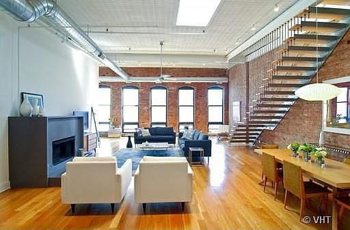 3rd image of 1605 S Michigan Ave #G-3