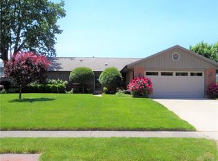 818 Branford Rd, Troy, OH 45373