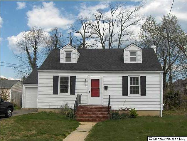 2nd image of 39 Forrest Ave
