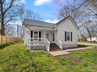 208 N 1st St, Harrodsburg, KY 40330