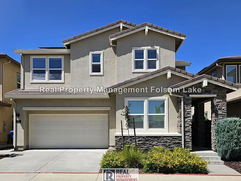 373 Chan Ct — Photo 1