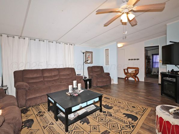 2103 Country Ln, Amarillo, TX 79118